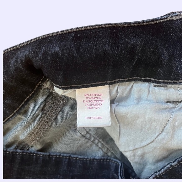 SO Midi Rise Denim Cuffed Shorts - Picture 6 of 6